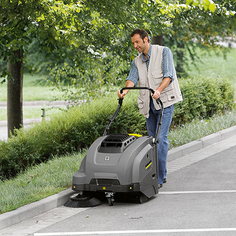 Kärcher Professional Outdoor Sweepers
