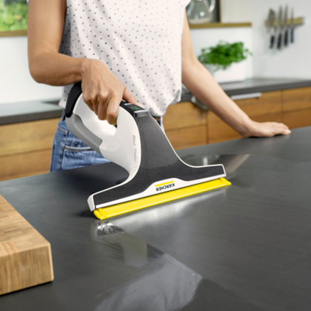 Removable blade