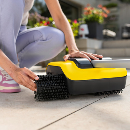 Quick Connect brush connector