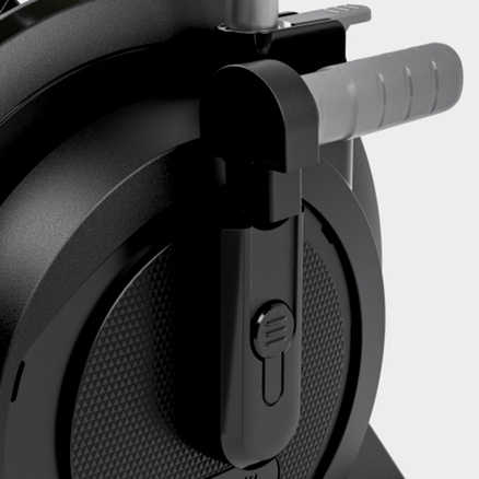 Foldable crank handle