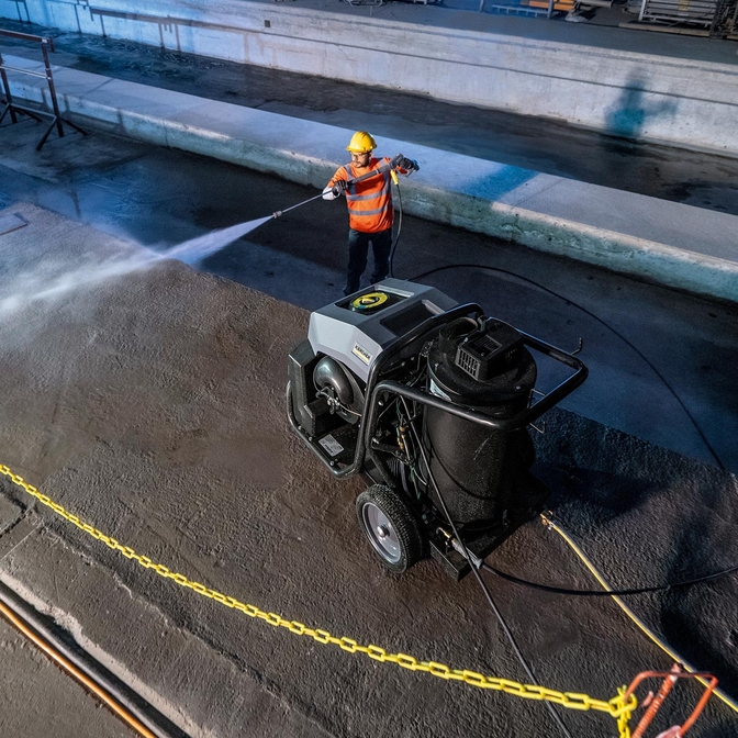 Product Kärcher HDS 8/18-4 C Classic Hot-Water Pressure Washer base image