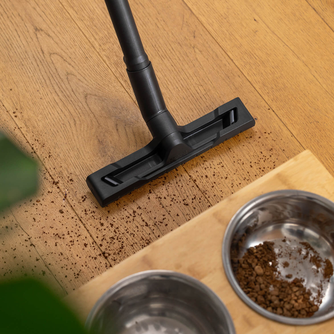 Product Kärcher SE 4 Spray Extraction Cleaner base image