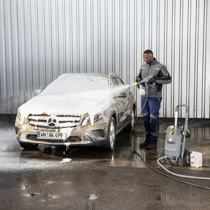 Product Kärcher HD 7/17-M Plus High Pressure Washer base image