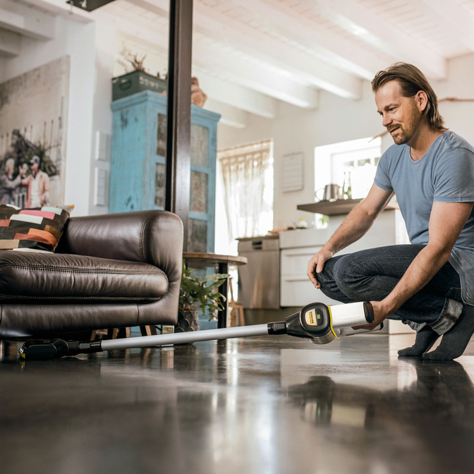 Product Kärcher VC 6 Cordless ourFamily Battery Power Vaccum Cleaner base image