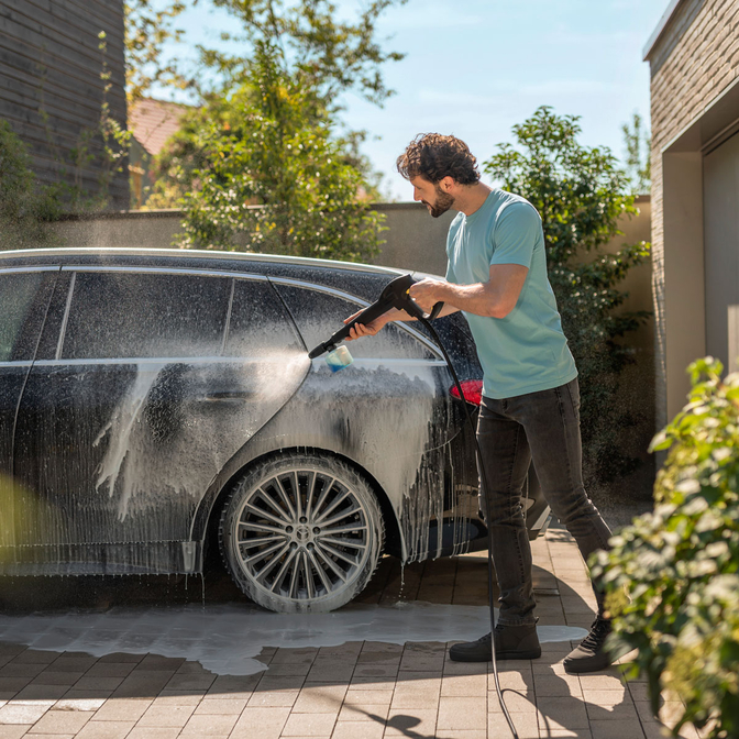 Product Kärcher K 7 WCM High Pressure Washer base image