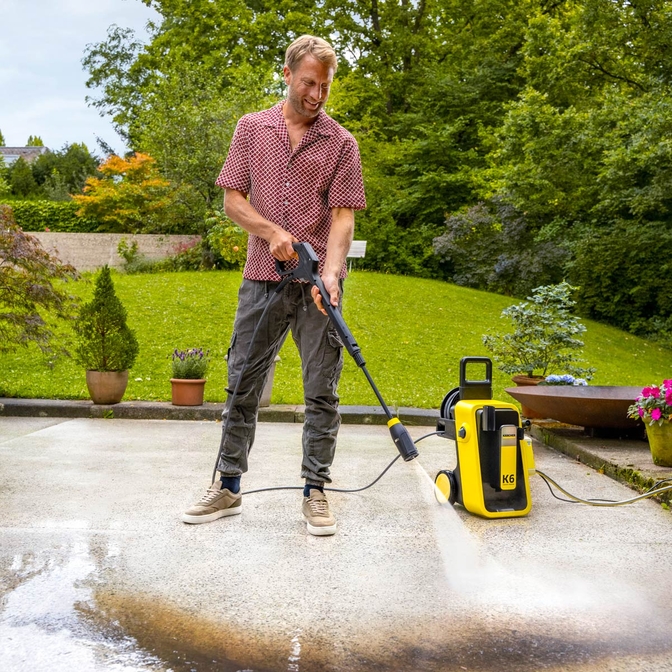 Product Kärcher K6 Comfort Premium High Pressure Washer base image