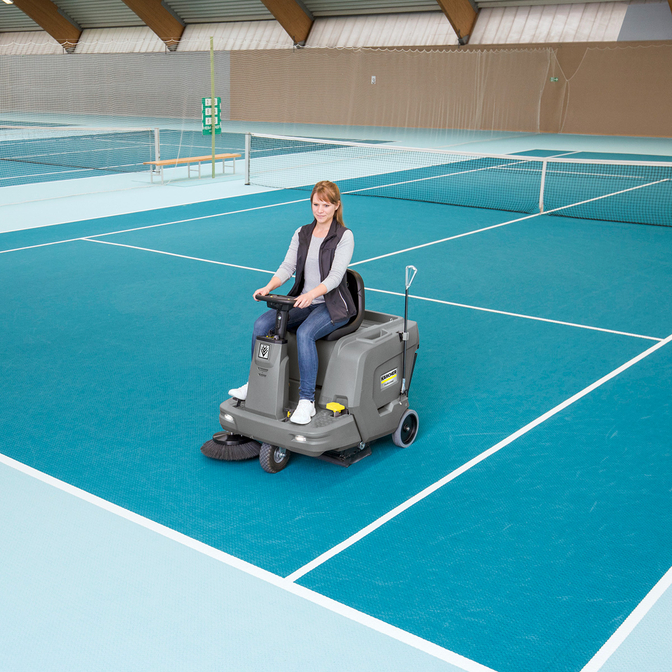 Product Kärcher KM 85/50 R Bp Μπαταριοκίνητο Επικαθήμενο Σάρωθρο base image