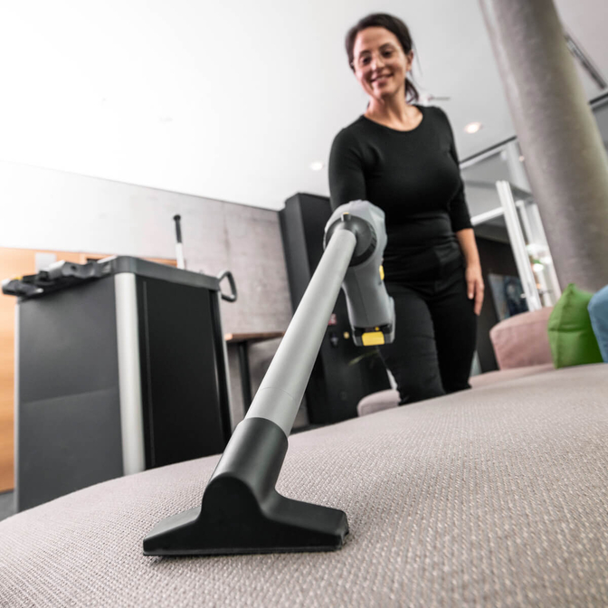 Product Kärcher HV 1/1 Bp Fs Pack Battery Powered Dry Vacuum Cleaner base image
