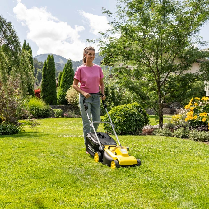 Product Kärcher LMO 3-18 Battery Lawn Mower base image