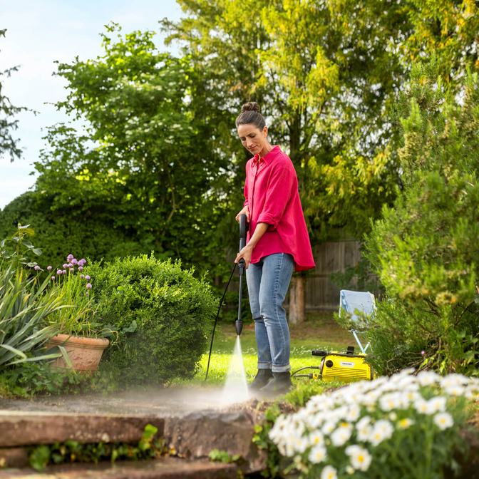 Product Kärcher K3 Horizontal High Pressure Washer base image