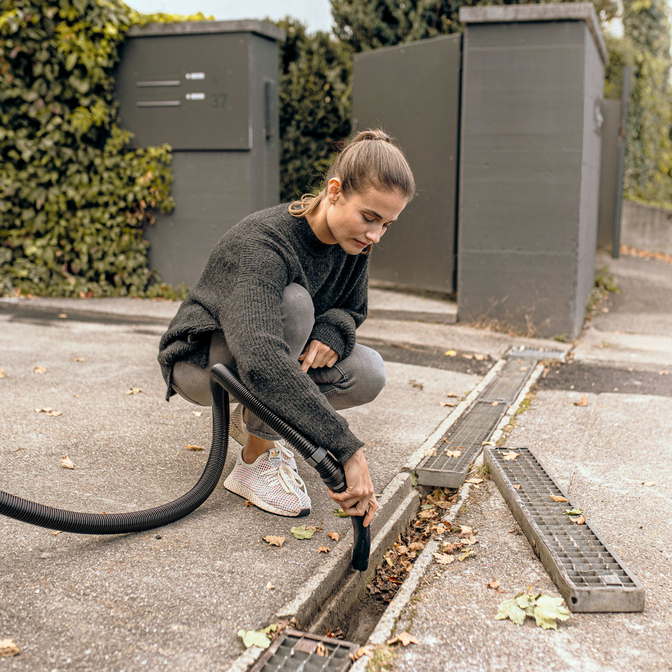 Product Kärcher WD 4 P-20/5/22 Wet and Dry Vacuum Cleaner base image