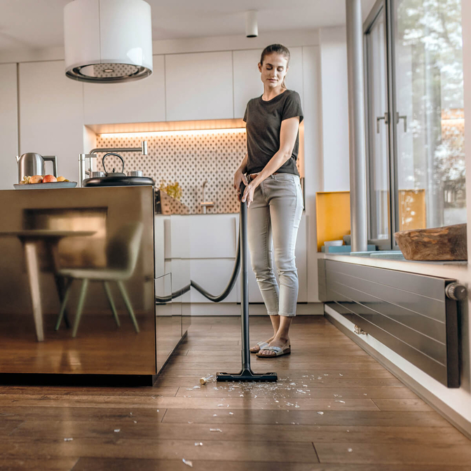 Product Kärcher KWD 1 W V-12/2/18 Vacuum Cleaner base image