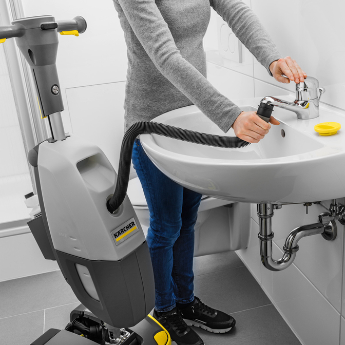 Product Kärcher K-Mop 46 Bp Pack 36/75 Battery-Powered Scrubber Drier base image
