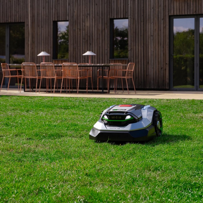Product EGO AURA RMR1500E Robotic Lawn Mower 1500m² with RTK & Vision Navigation base image